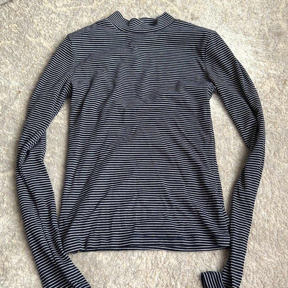 Aeropostale Long Sleeve Tee